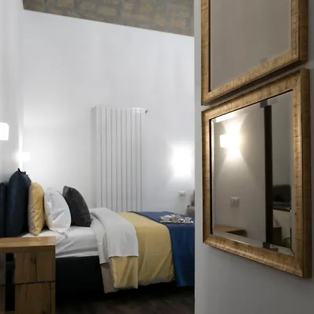 Couette-café Lostnaples 4*