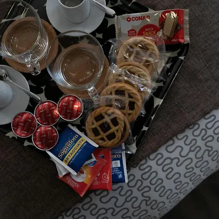 Lostnaples Couette-café 4*